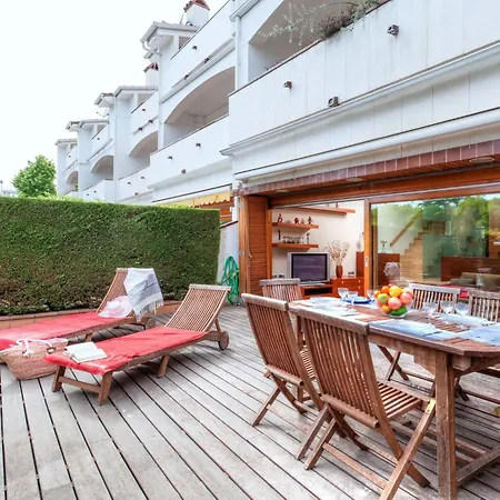 Holiday Residencial Anell D'aro