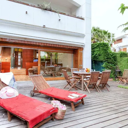 Holiday Residencial Anell D'aro *